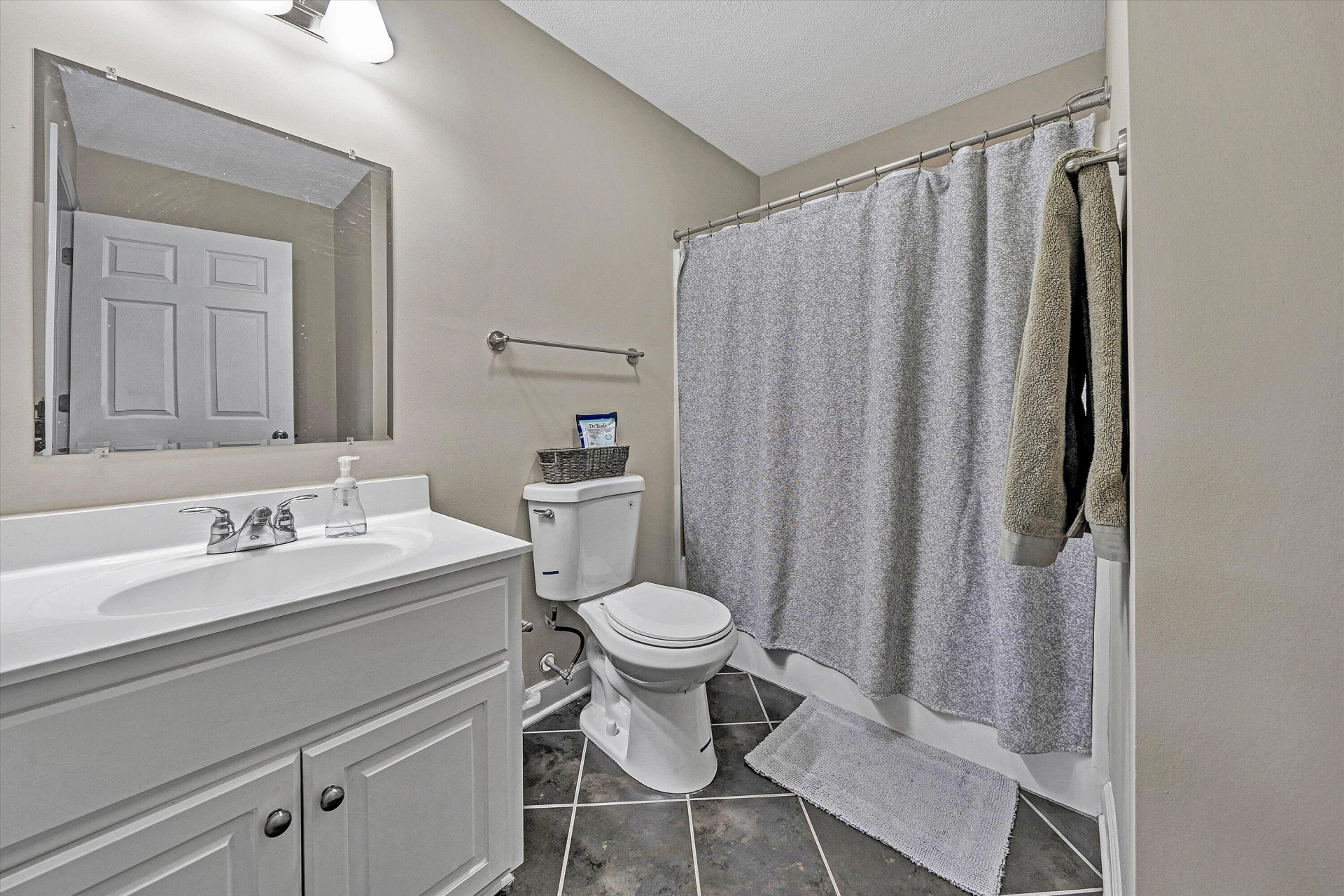 202 Panther DR - Photo 34