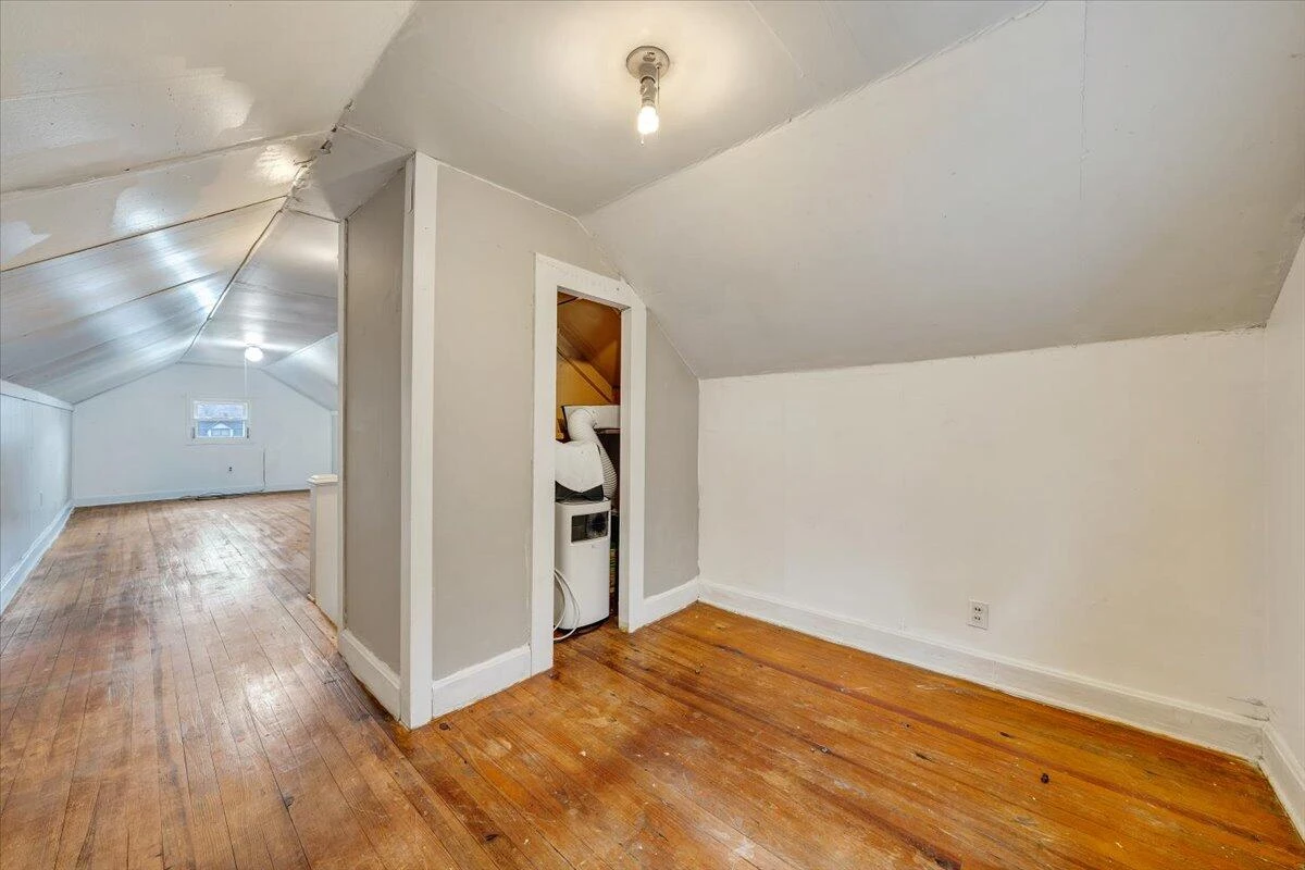 234 E Parrish ST - Photo 13