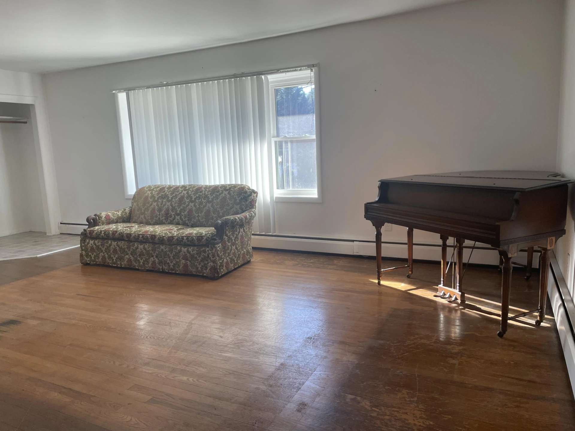 1121 Welch RD - Photo 4