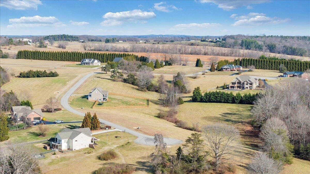 43 Halsey CT - Photo 18