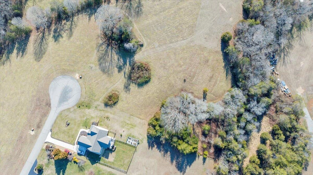 43 Halsey CT - Photo 3