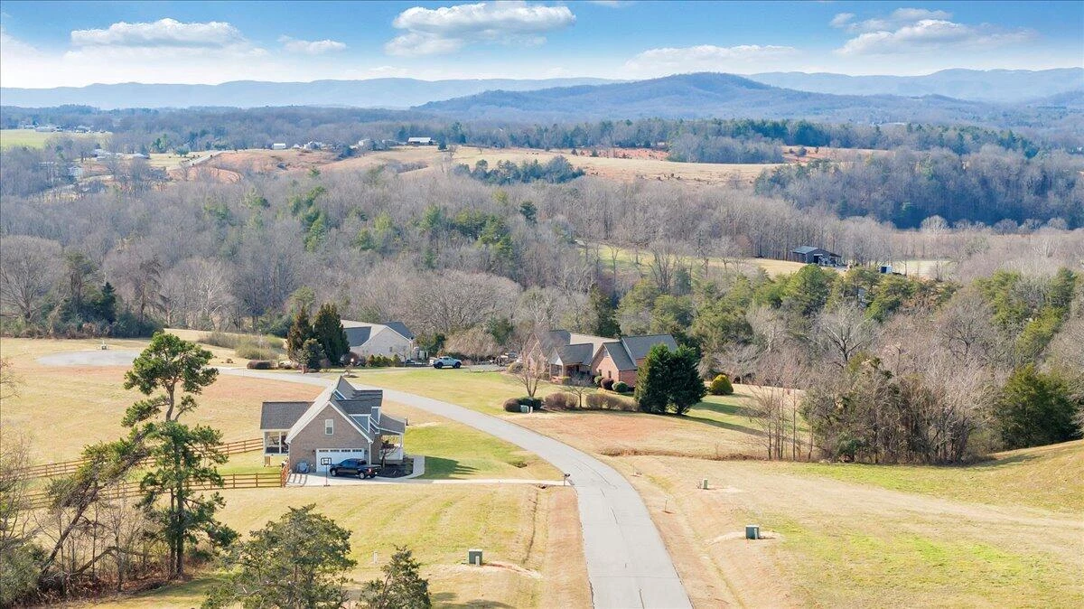 43 Halsey CT - Photo 7