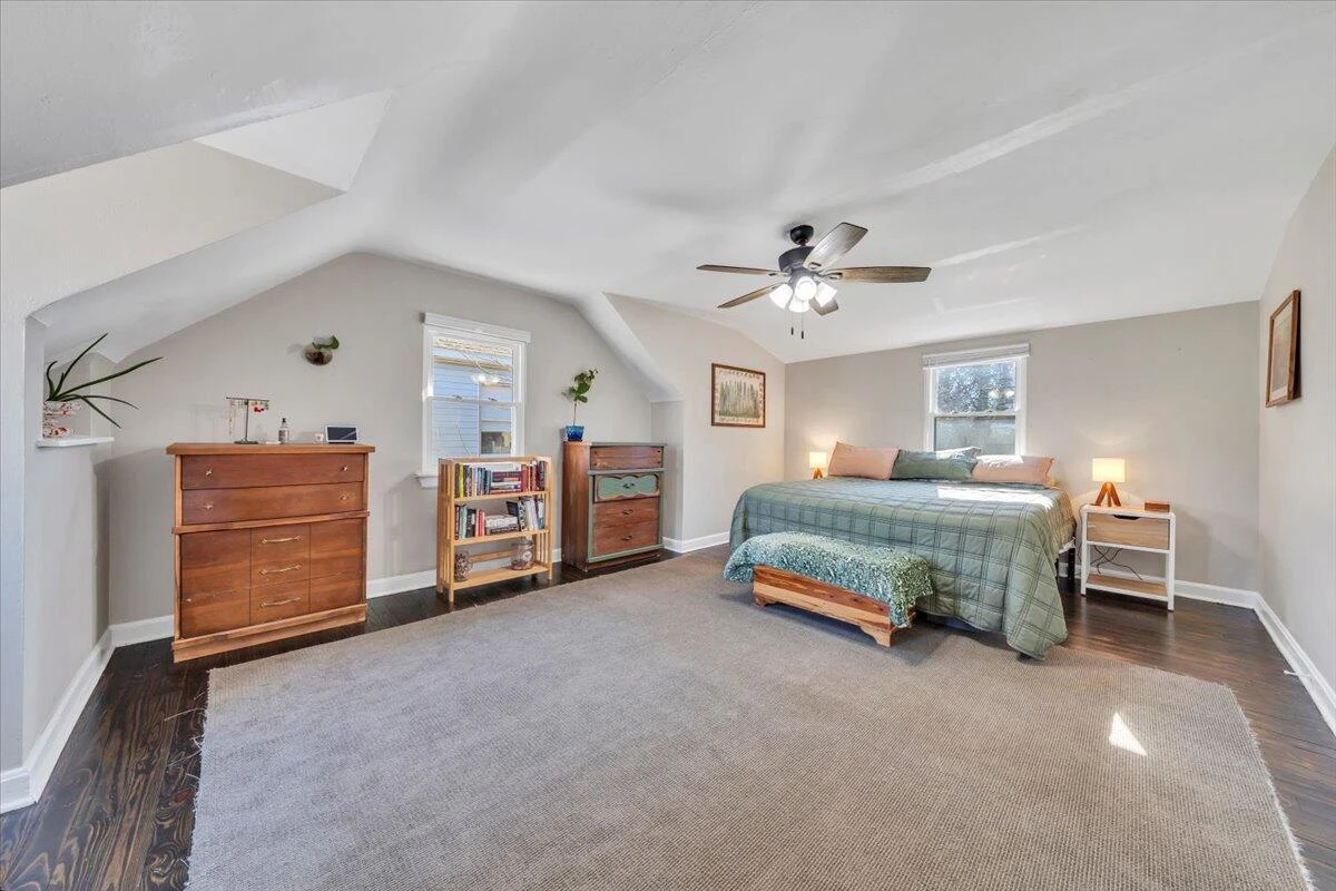 2432 Massachusetts AVE - Photo 14