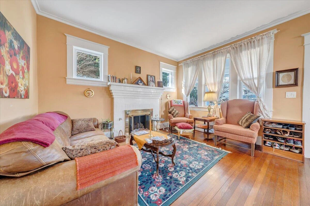 1826 Arlington RD - Photo 6