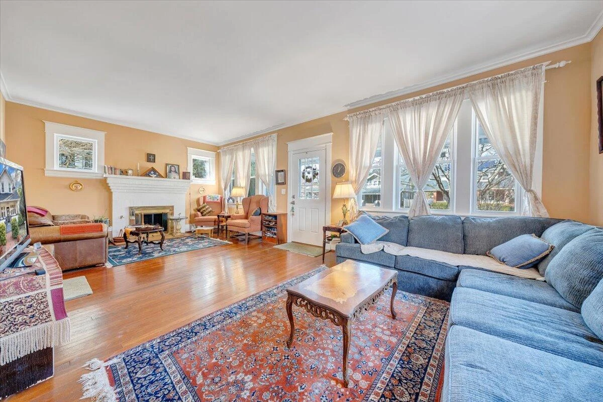 1826 Arlington RD - Photo 9