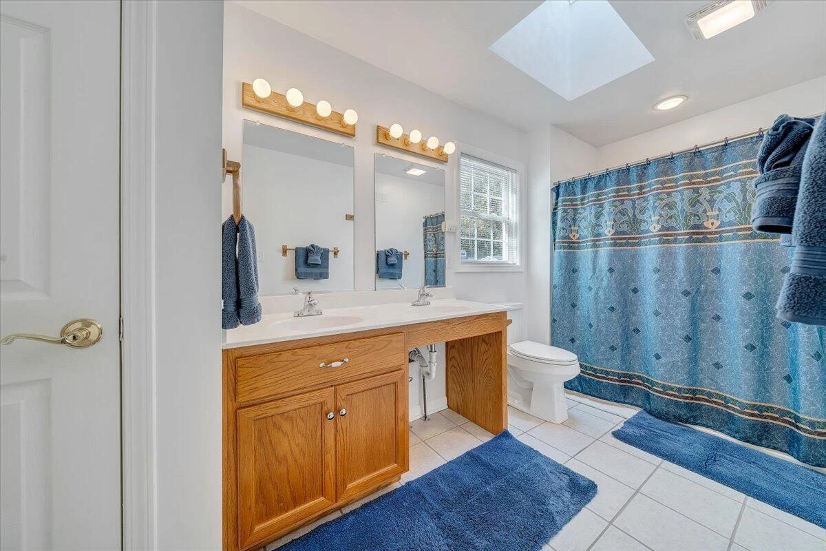 1146 Morehead AVE - Photo 8