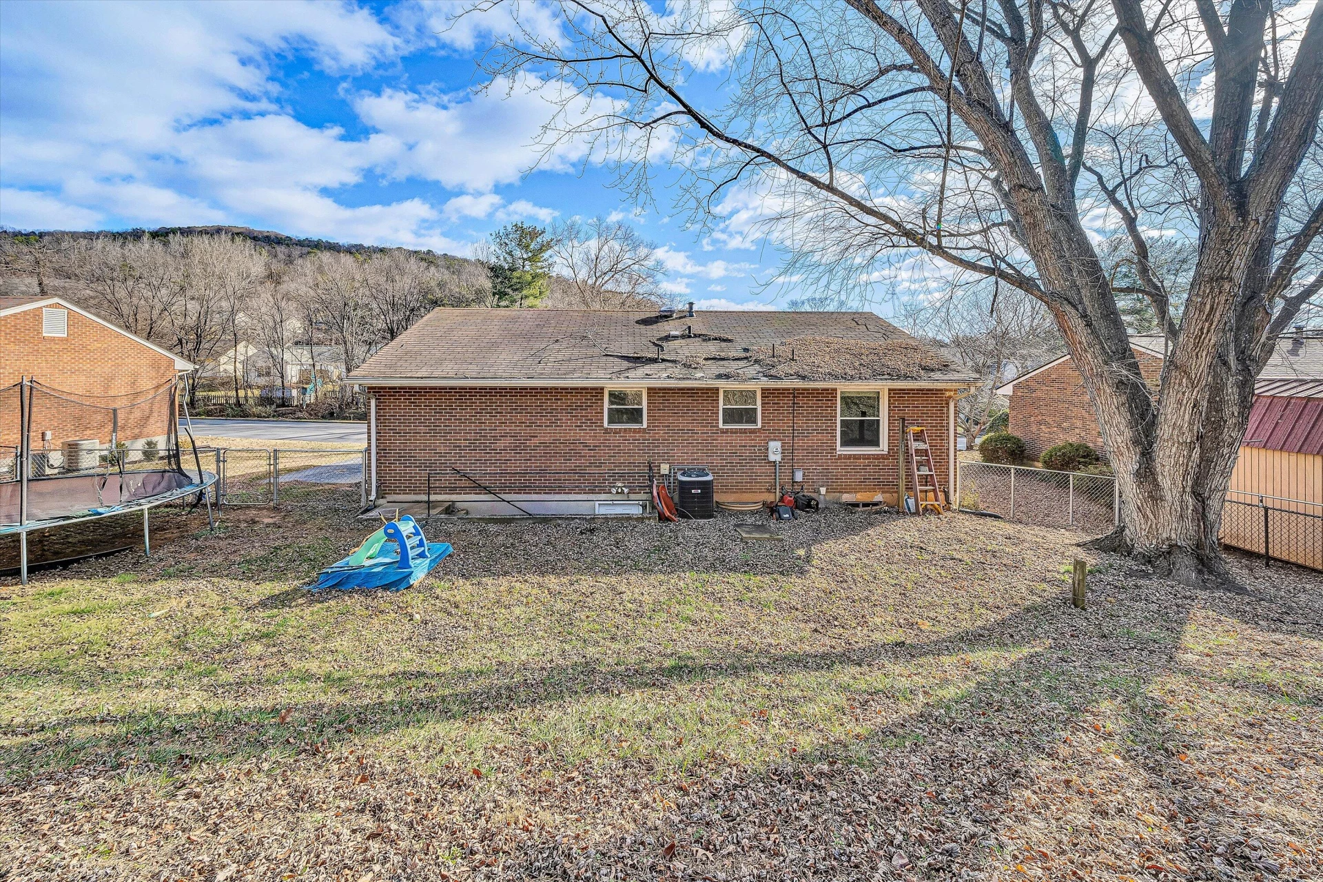 4634 Trevino CIR - Photo 19