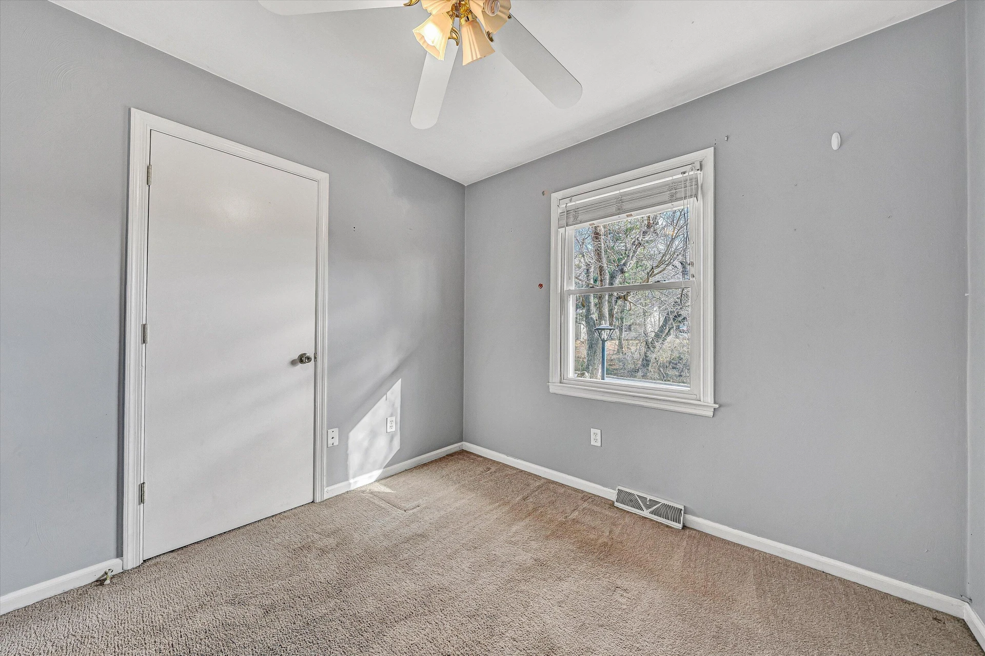 4634 Trevino CIR - Photo 10