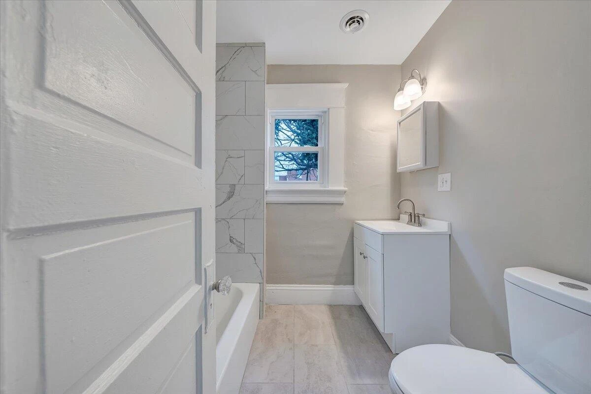 909 Highland AVE - Photo 26