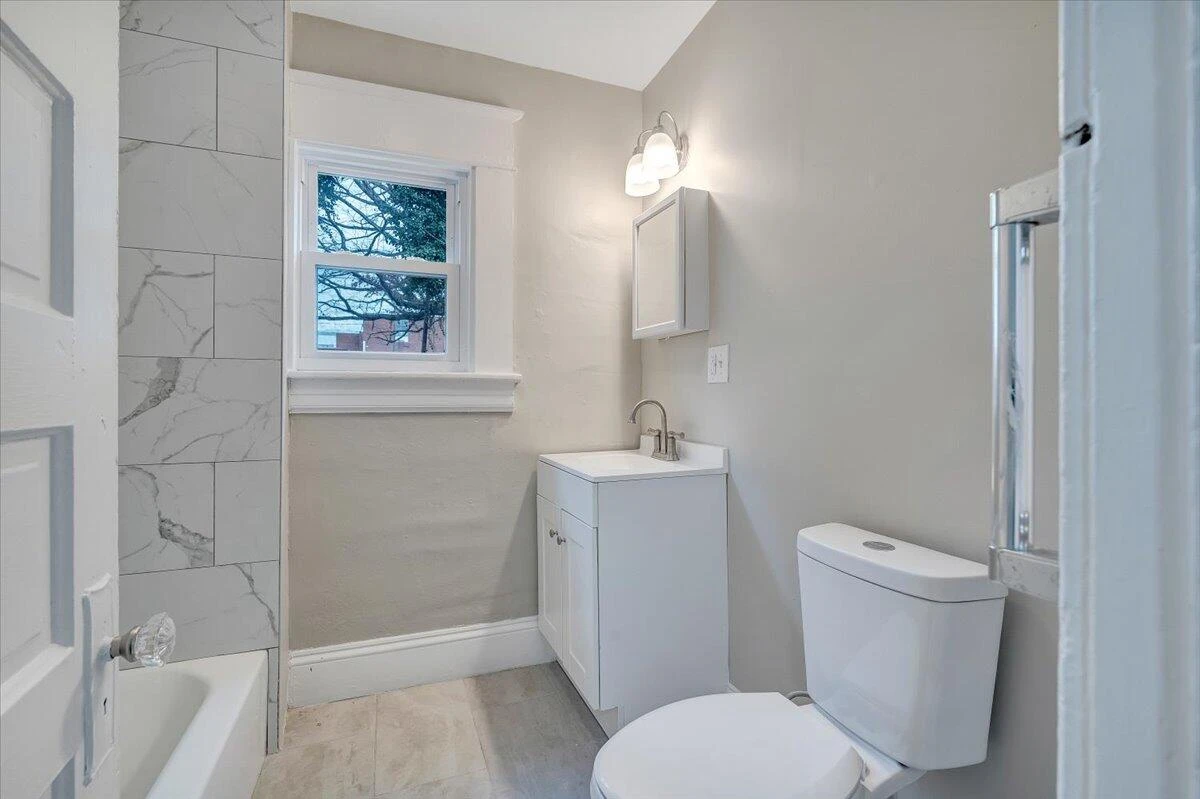 909 Highland AVE - Photo 27