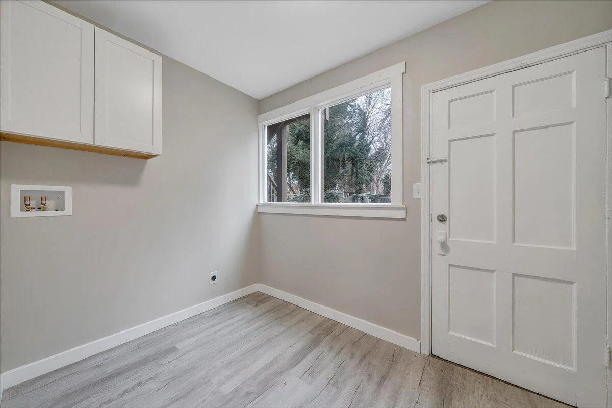 909 Highland AVE - Photo 29