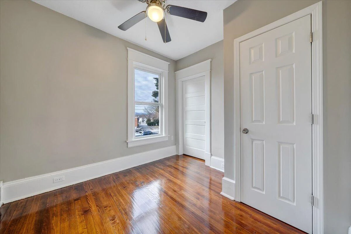 909 Highland AVE - Photo 30