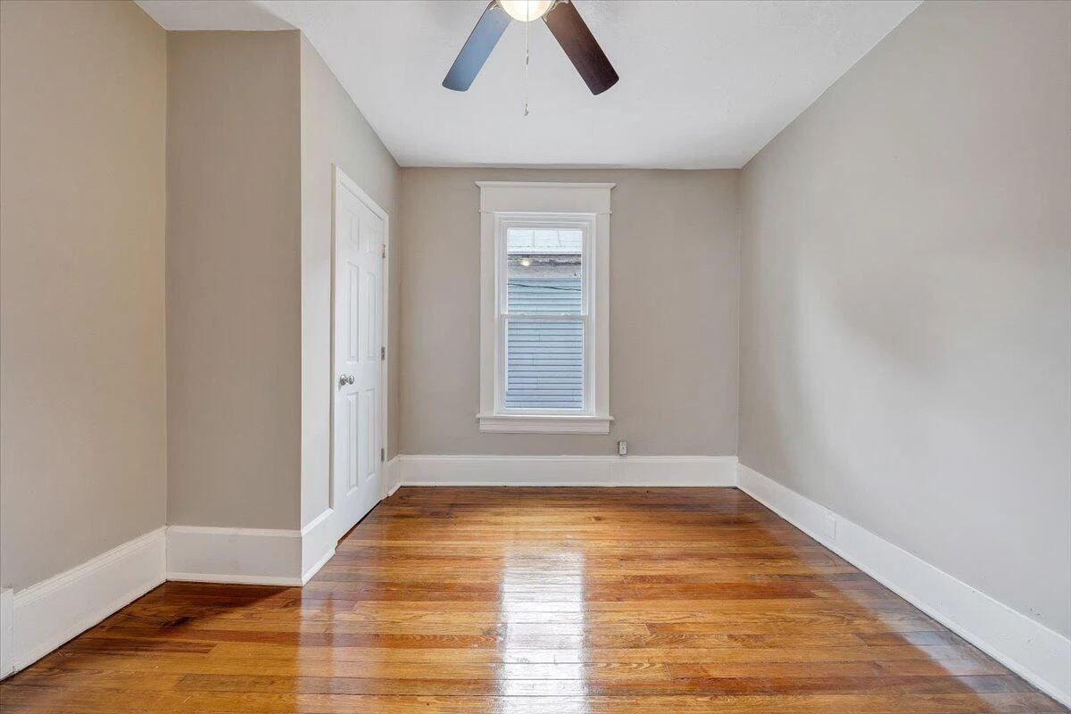 909 Highland AVE - Photo 36