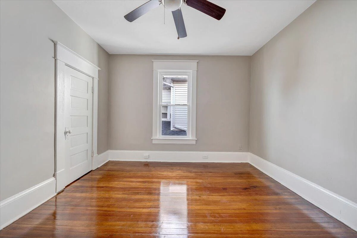 909 Highland AVE - Photo 37