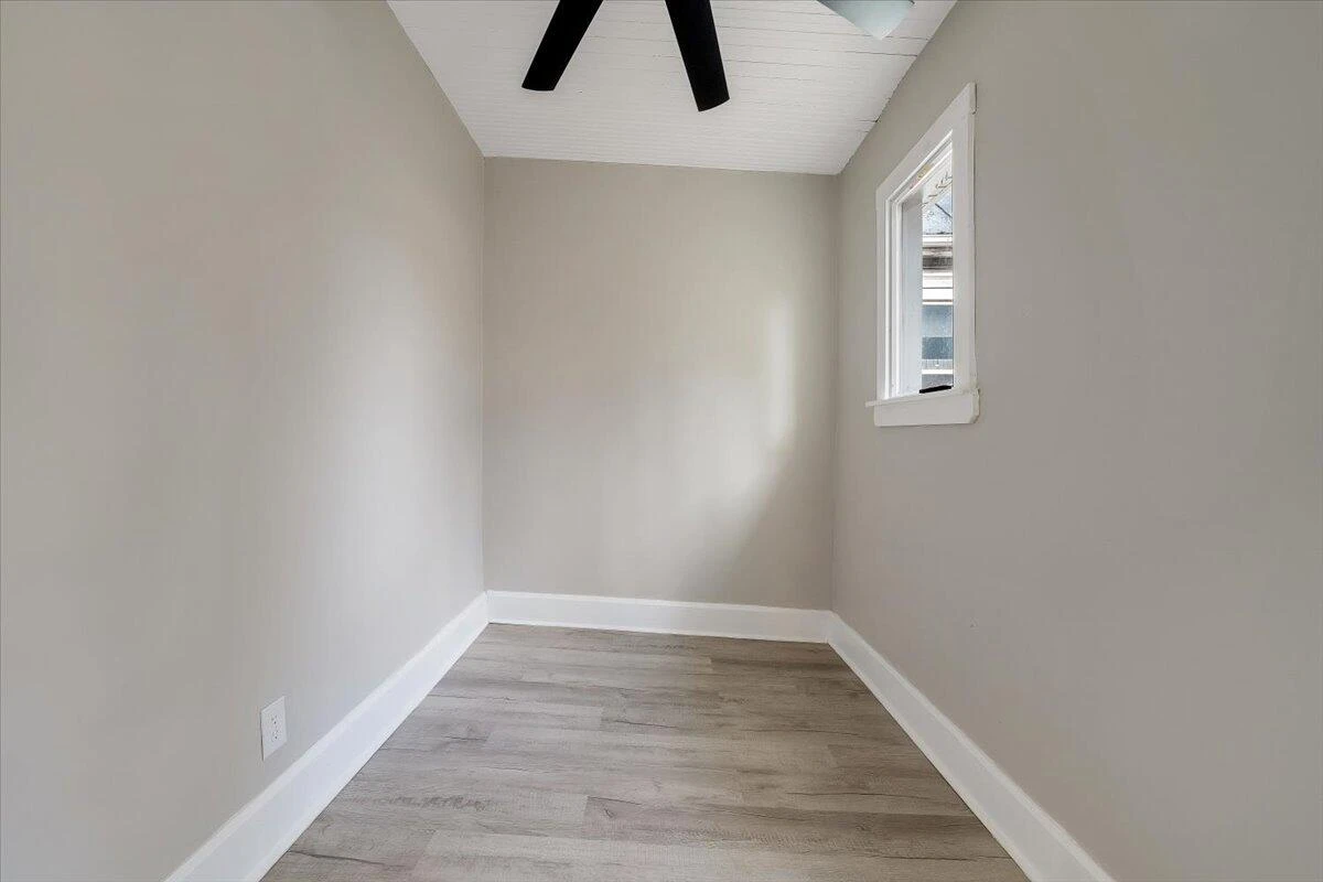 909 Highland AVE - Photo 40