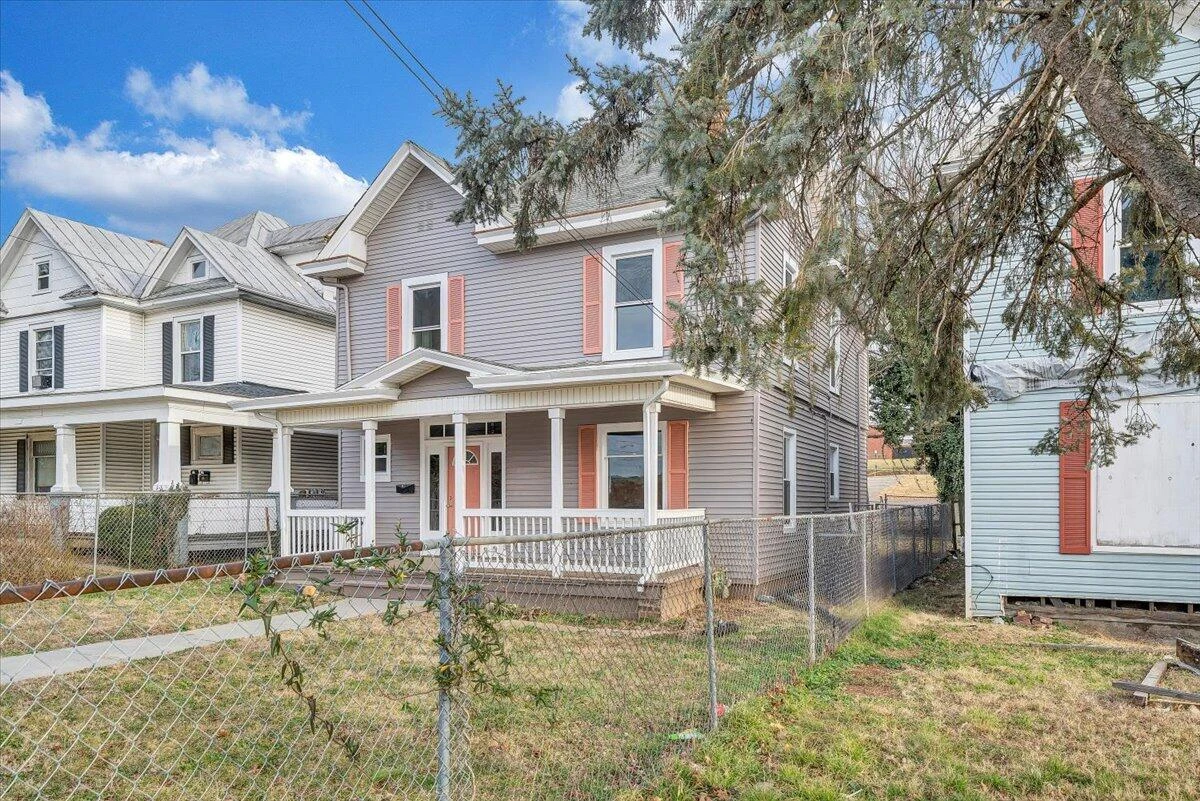 909 Highland AVE - Photo 51