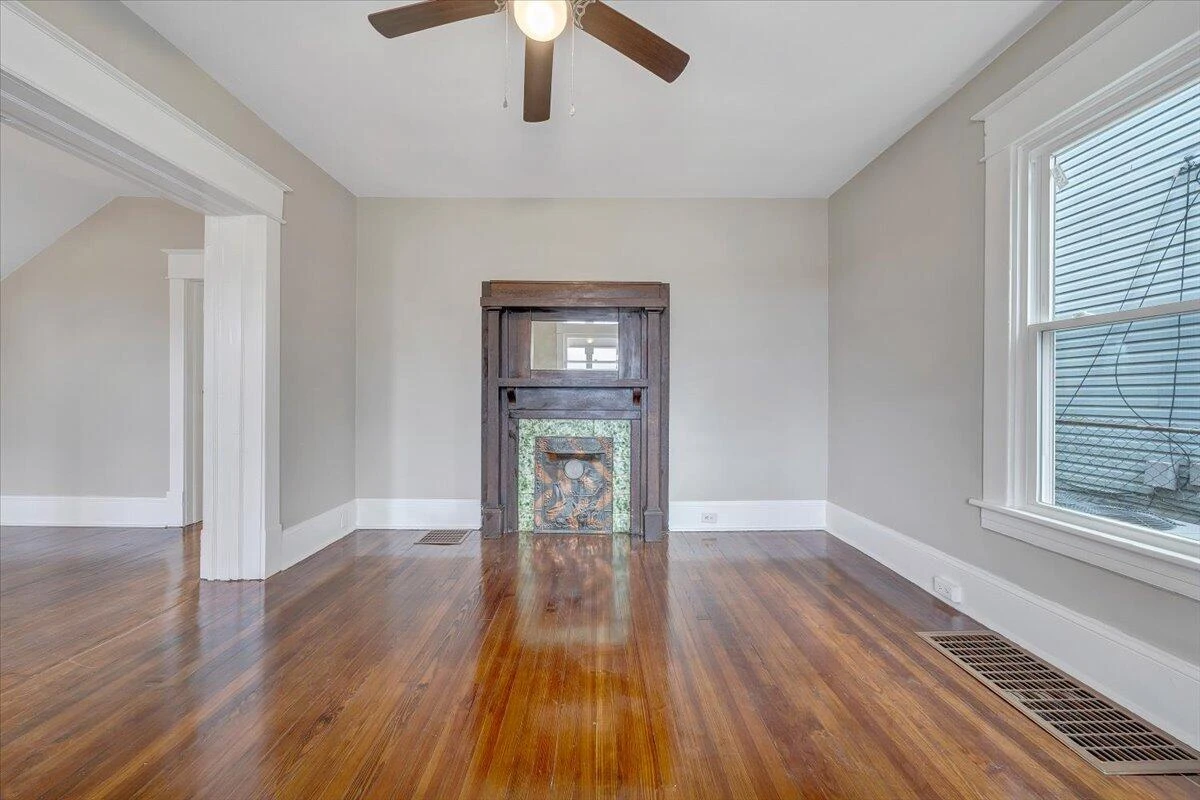 909 Highland AVE - Photo 14