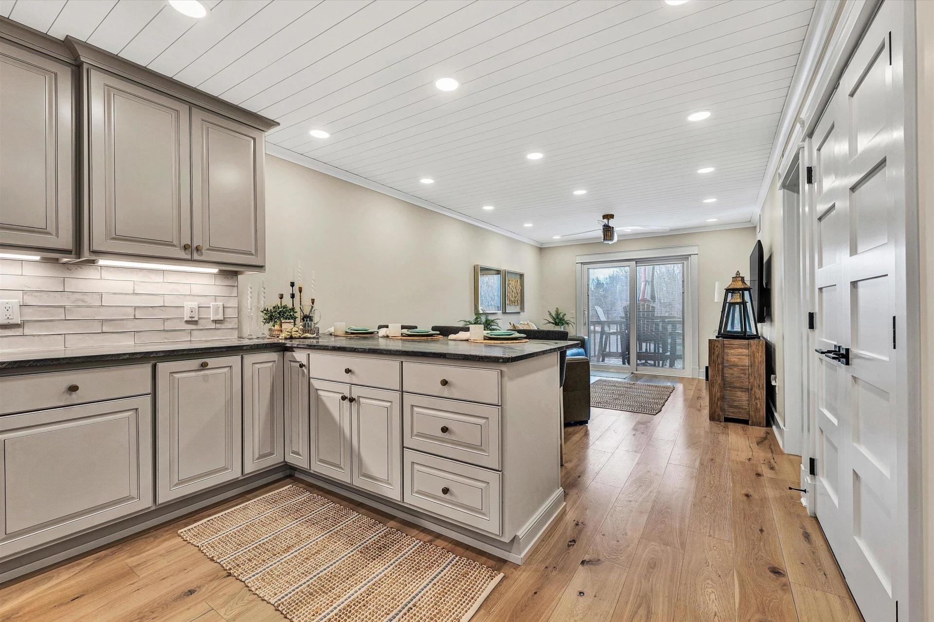 630 Montevista RD #506 - Photo 8