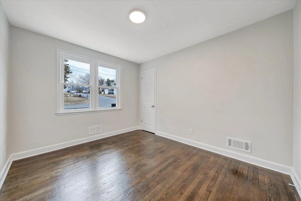 2830 Barnhart ST - Photo 17