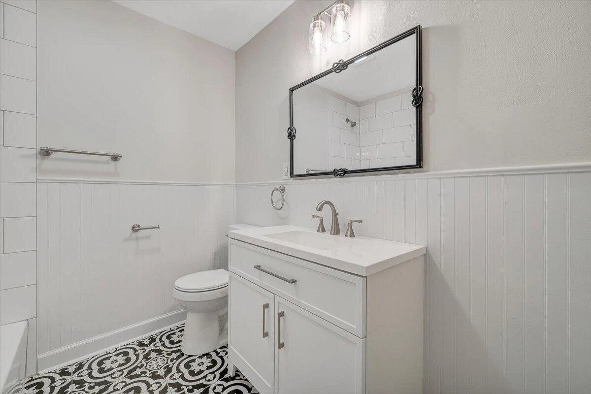 2830 Barnhart ST - Photo 24