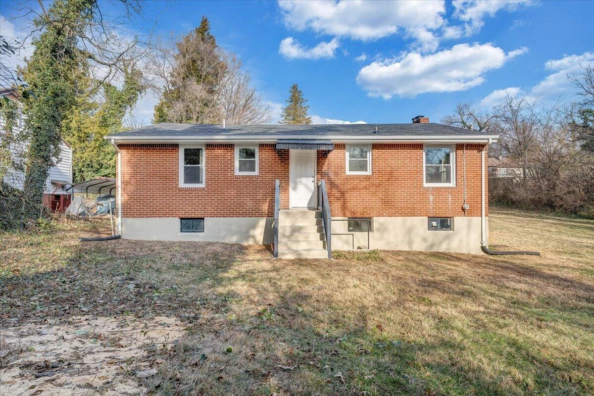 2830 Barnhart ST - Photo 30