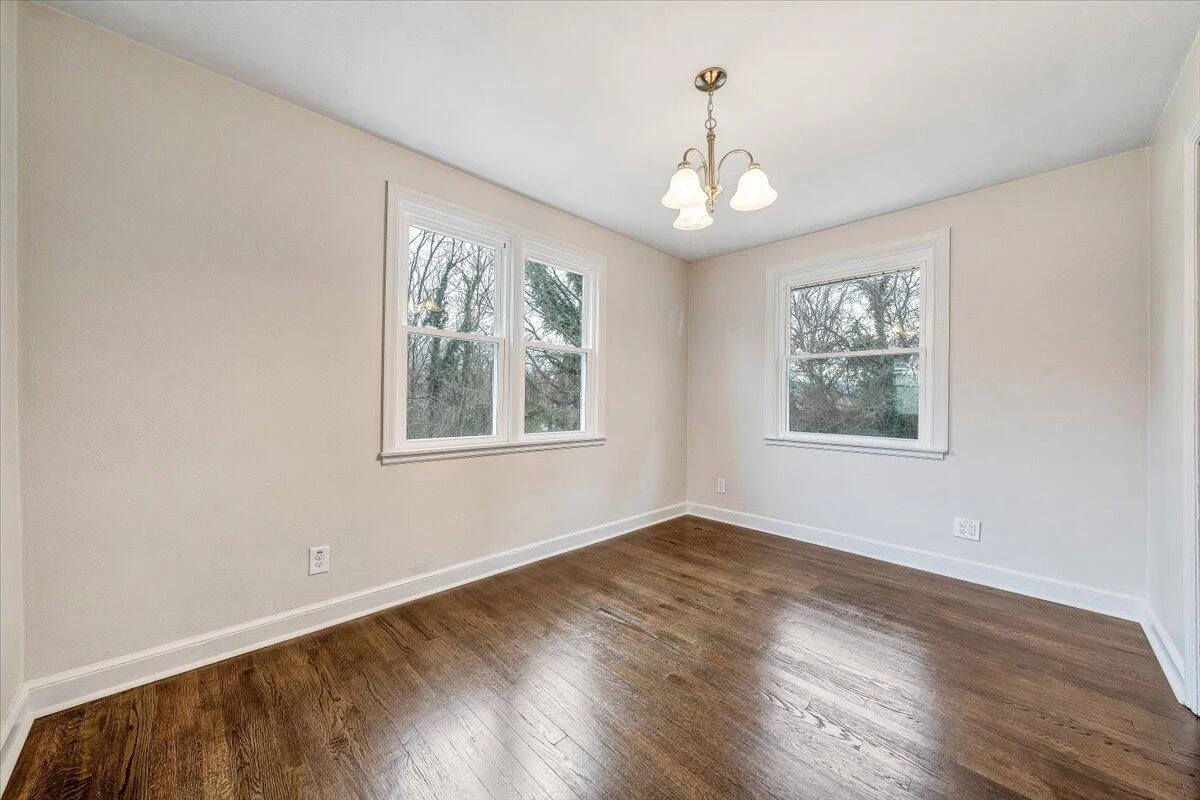 2830 Barnhart ST - Photo 9