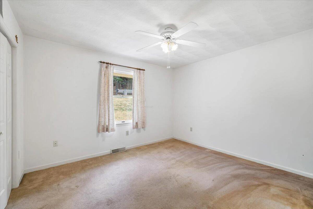 4935 Merriman RD - Photo 14