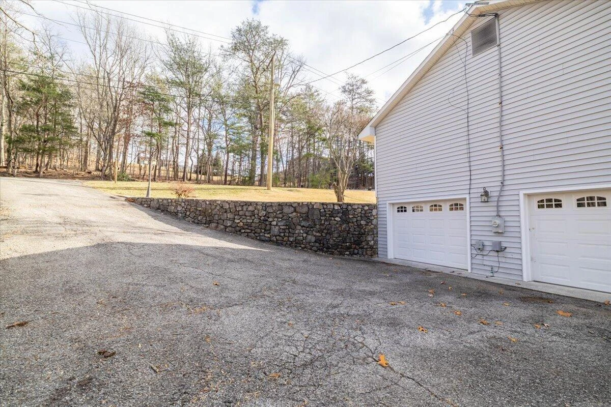 4935 Merriman RD - Photo 27