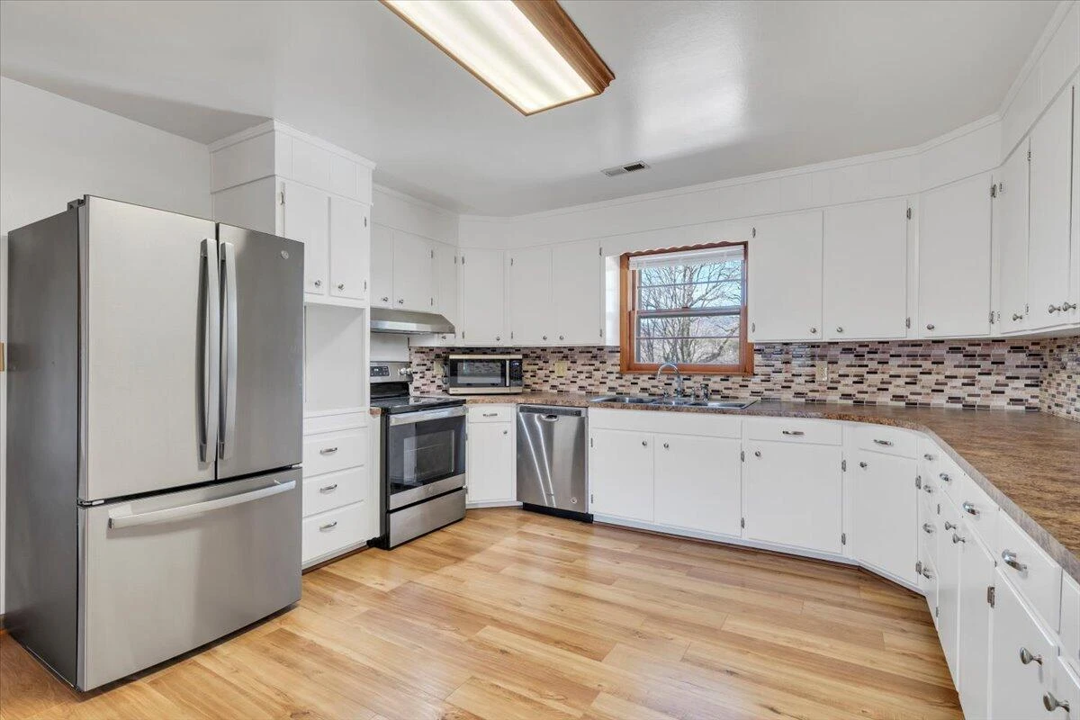 830 Dexter RD - Photo 12