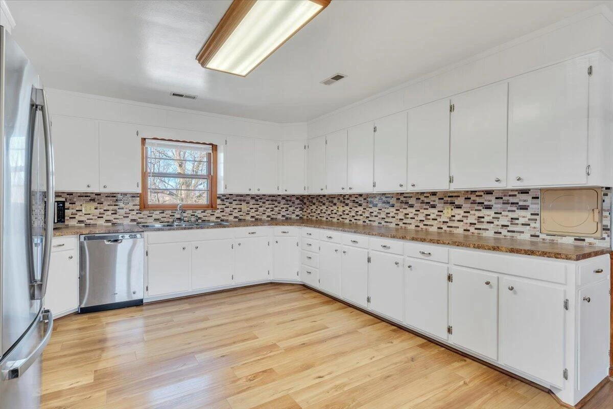 830 Dexter RD - Photo 13