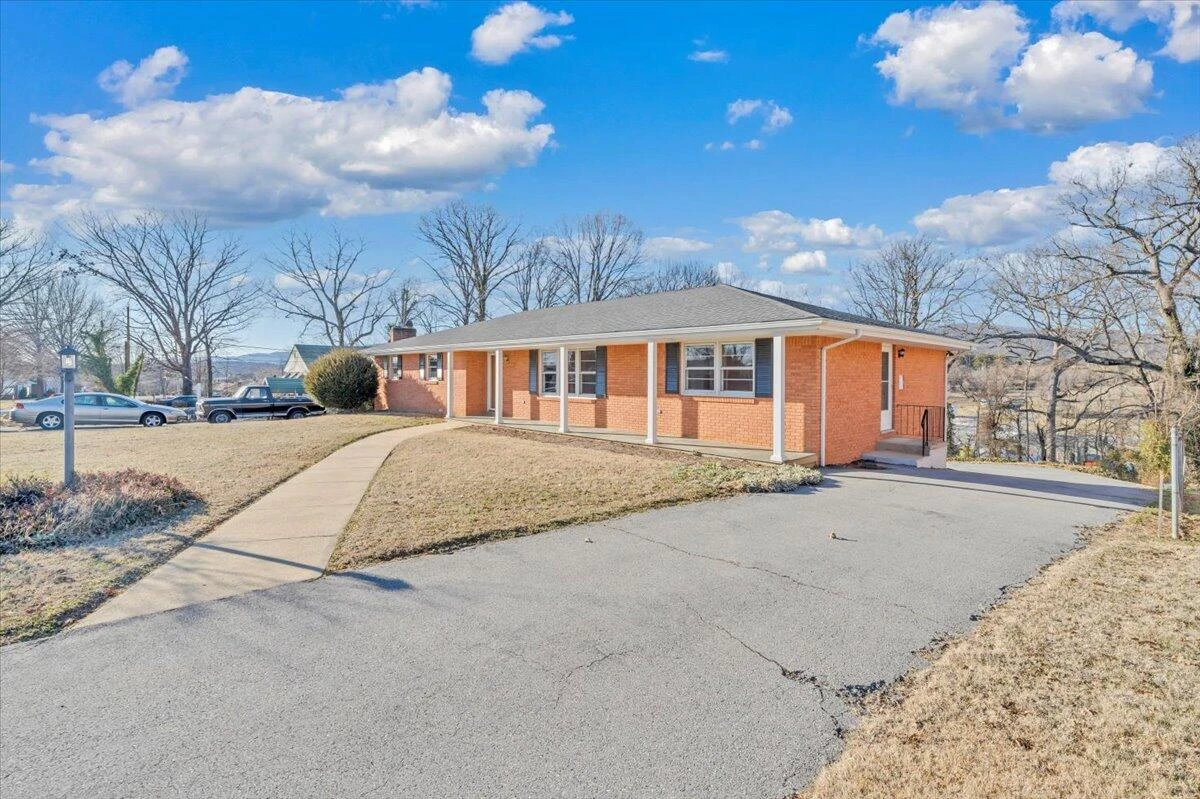 830 Dexter RD - Photo 48