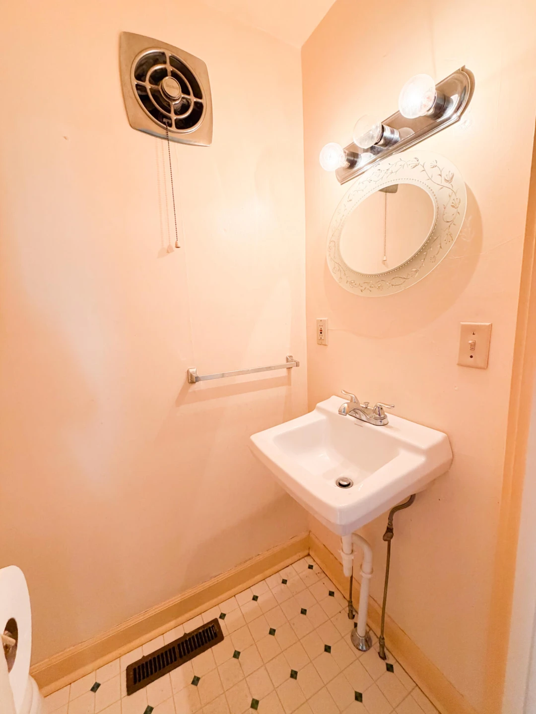 226 Locust ST - Photo 20