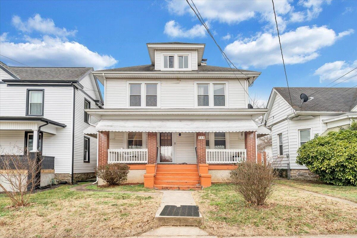 715 Highland AVE