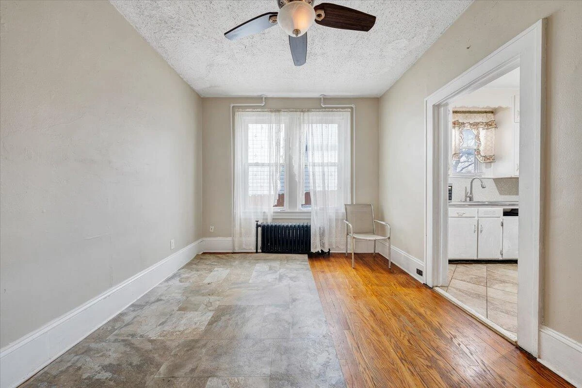 715 Highland AVE - Photo 12