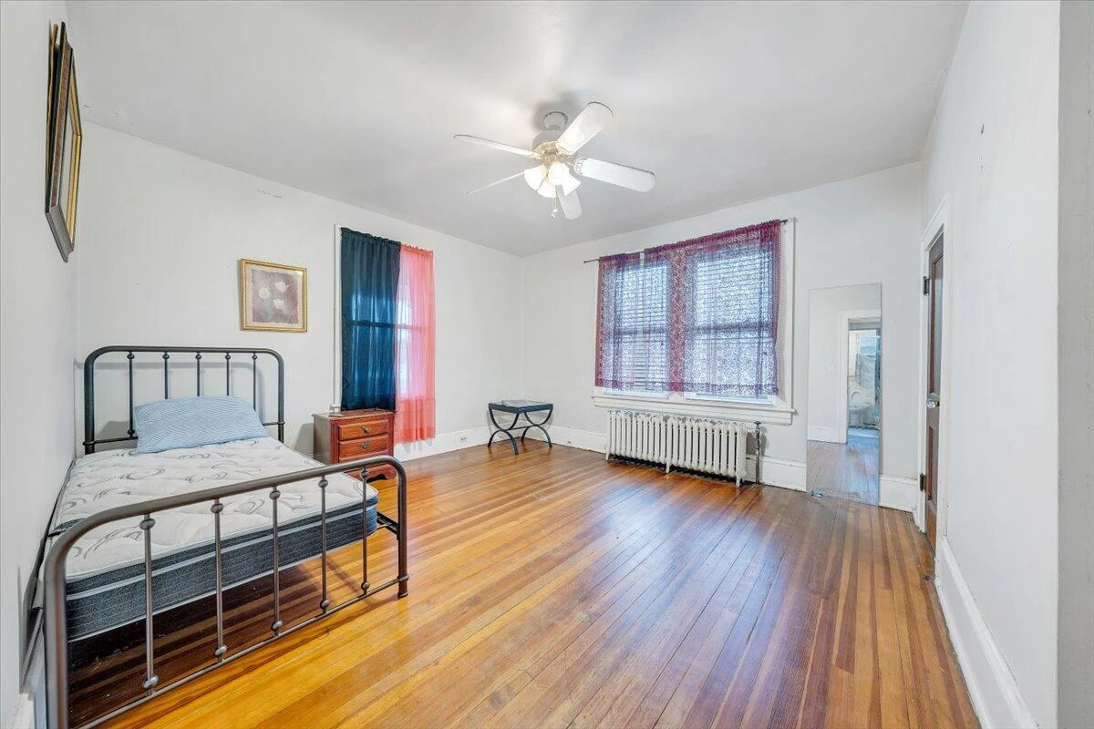 715 Highland AVE - Photo 28