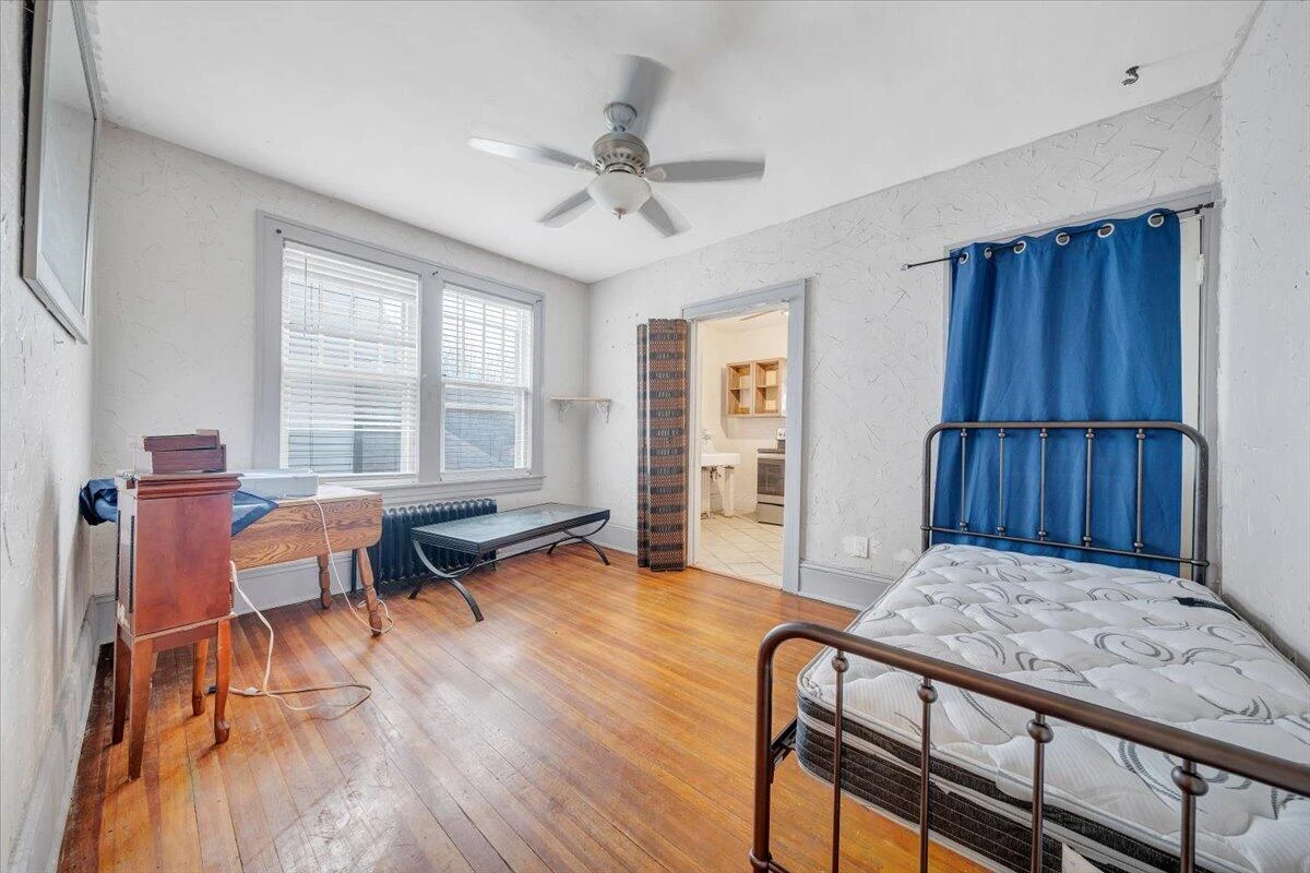 715 Highland AVE - Photo 32