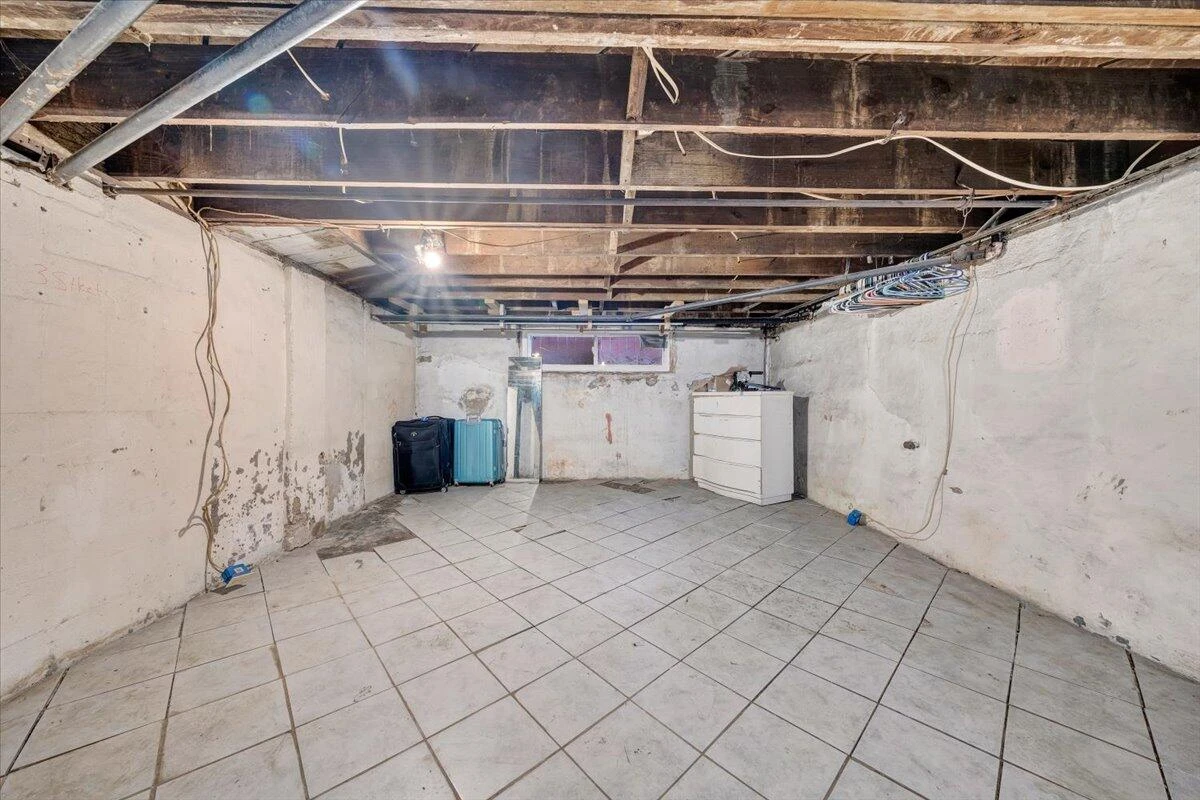 715 Highland AVE - Photo 39