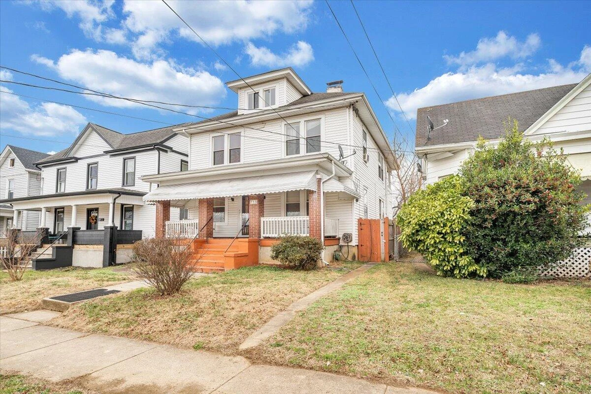 715 Highland AVE - Photo 50