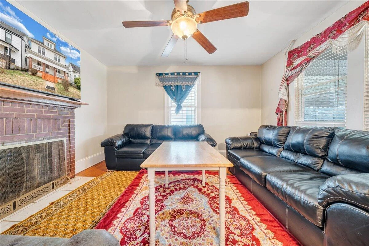 715 Highland AVE - Photo 8
