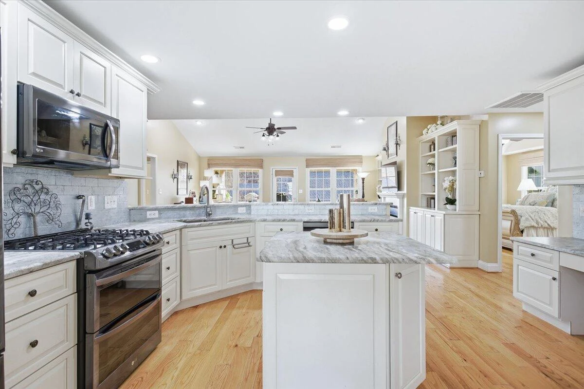 5512 Quail Ridge CIR - Photo 9