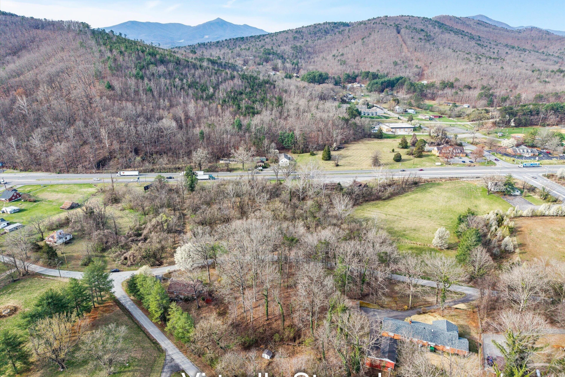 5378 Franklin RD - Photo 3