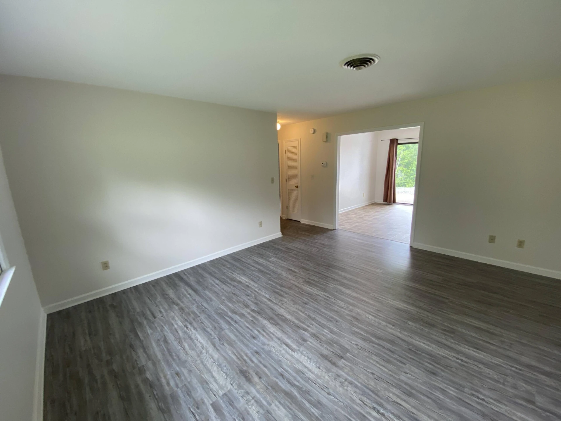 4504 Pennsylvania AVE #4504-4506 - Photo 2