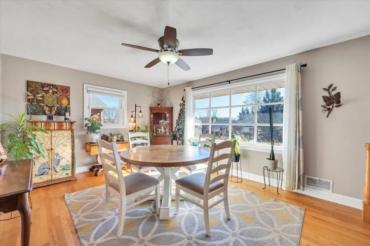 1511 Carrollton AVE - Photo 25
