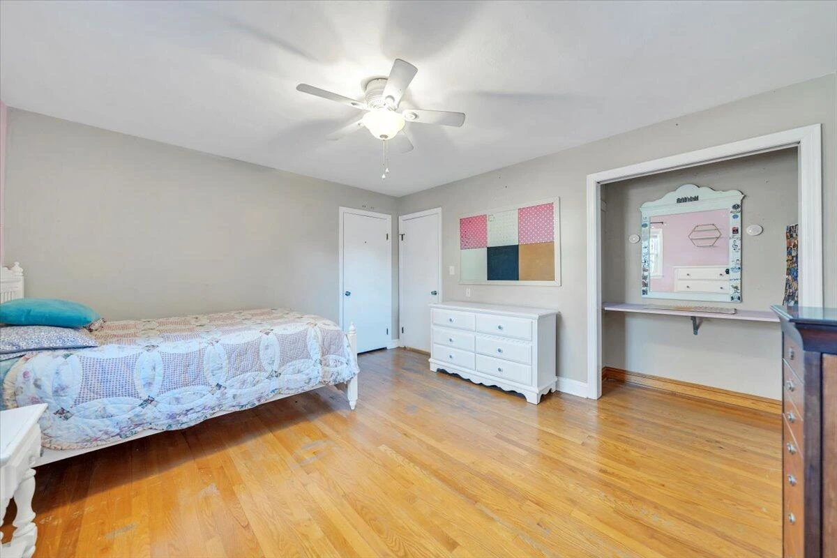1511 Carrollton AVE - Photo 35