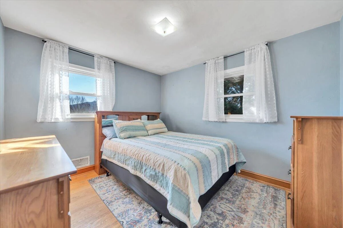 1511 Carrollton AVE - Photo 36