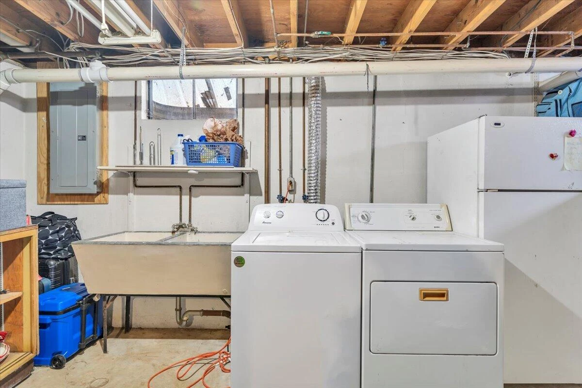 1511 Carrollton AVE - Photo 41