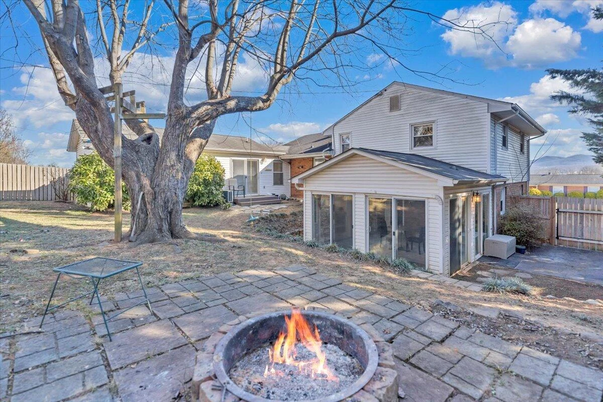 1511 Carrollton AVE - Photo 46