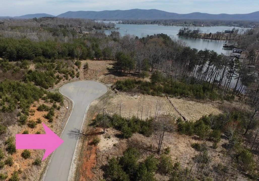 Lot 21 JFK BLVD