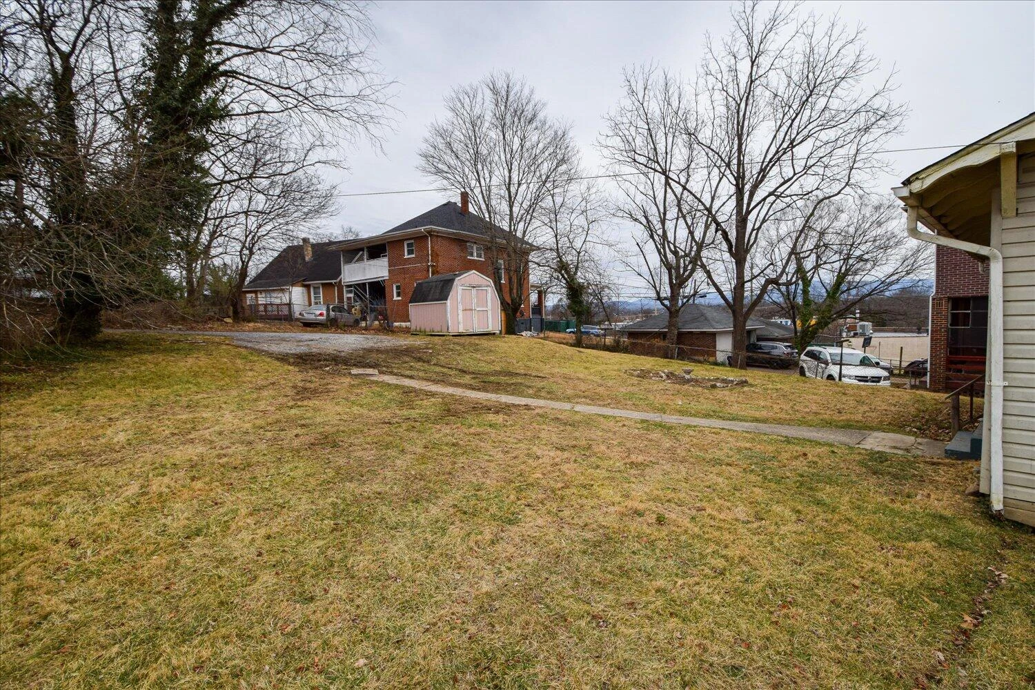 915 Lafayette BLVD - Photo 25