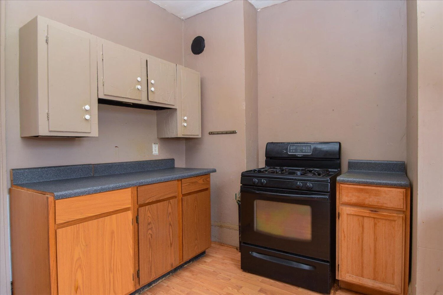 915 Lafayette BLVD - Photo 9